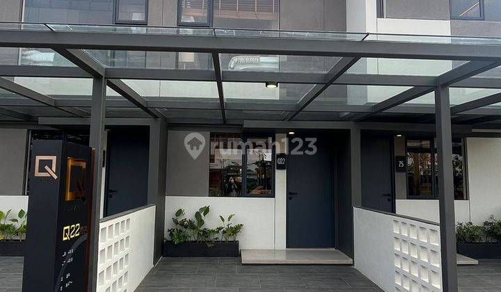 Rumah Modern Minimalis Nempel Dengan Gading Serpong, Tangerang 1