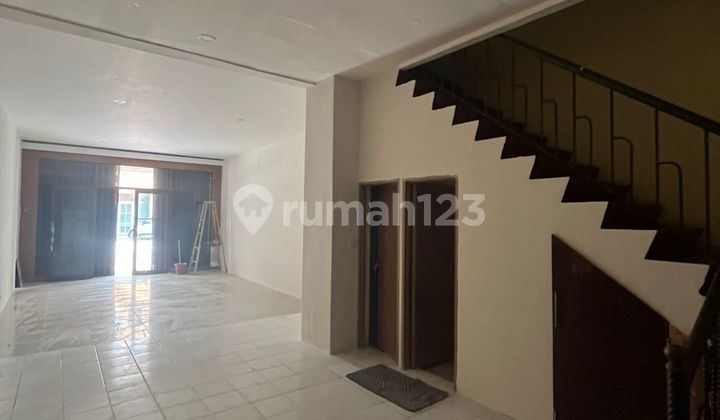 Shop House at WTC Mall Matahari Serpong, South Tangerang 2