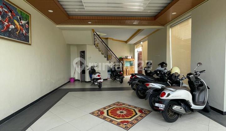 Rumah Luas 2 Lantai Model Klasik Mewah + Kost Eksklusif Full Penghuni Di Tengah Kota Umbulharjo Yogyakarta. 2