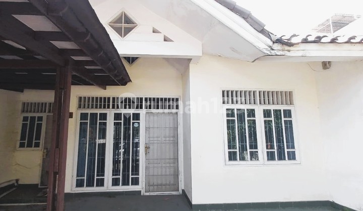House For Sale Quick (Ready to Occupy) Strategic Location In Villa Permata Lippo Karawaci Tangerang 2