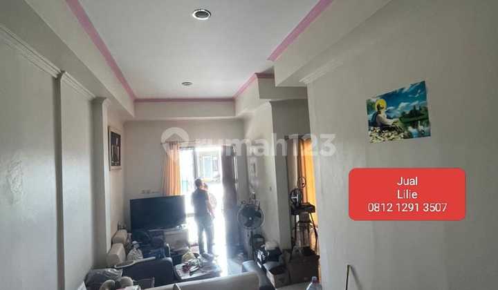 Rumah Full Renov di cluster Napoli Sektor 6 Gading Serpong - Tangerang 2