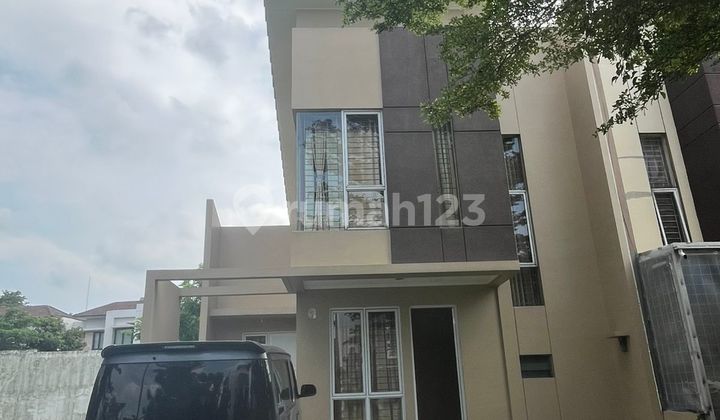 House The Icon Cosmo Boulevard BSD City South Tangerang 85