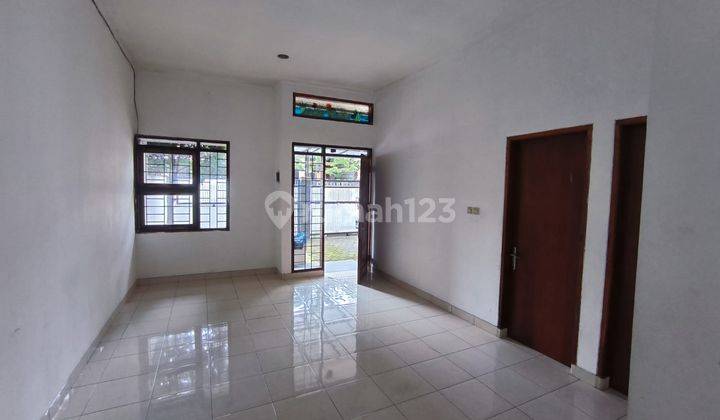 Disewakan Rumah di Taman Kopo 1 Komplek Grand Kopo Parahyangan 1
