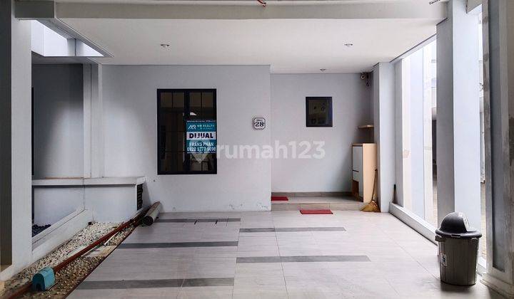 Dijual Rumah Hoek 3 Lantai di Lavon 2 Cluster Viridia Konsep Jepang 2