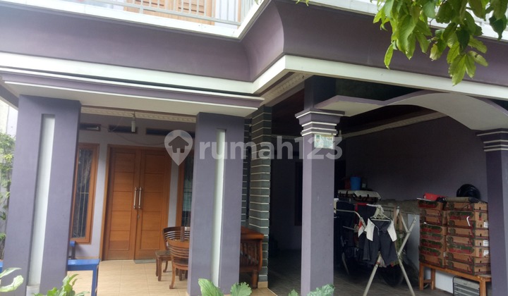DIJUAL RUMAH BAGUS 2 LANTAI DI JL KARYAWAN I SEBELAH BCA CBD CILEDUG