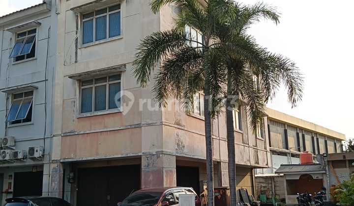 Jual Cepat Ruko Hook Strategis Kalideres Jakarta Barat.