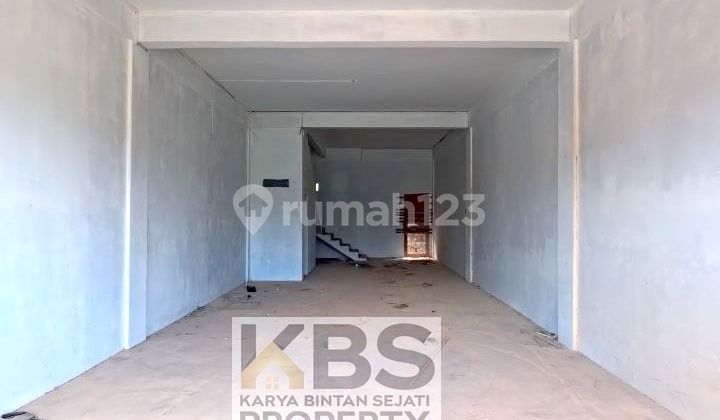 FOR SALE 3 UNITS OF 3-STORY SHOP HOUSES - JL. W.R. SUPRATMAN, TANJUNGPINANG 2