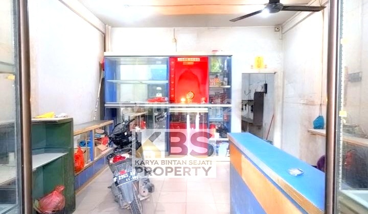 For Sale 3-Story Shop House - Prime Location on Sumatra Street, Tanjungpinang 2