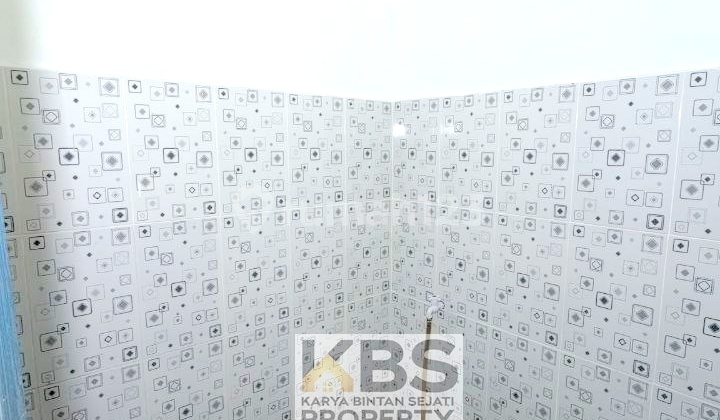 For Sale Exclusive 3-Storey Shop House - Central Pinang Kencana, Km 11, Tanjungpinang 2