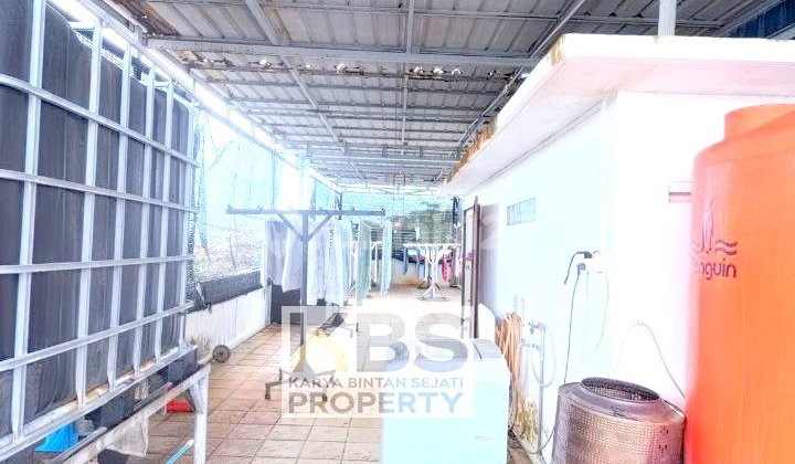 For Sale 3-Story Strategic Shop House - Jl. Ir. Sutami, Tanjungpinang 2