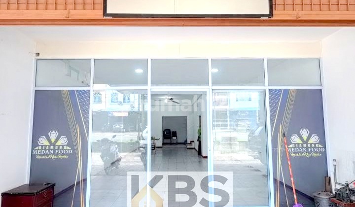 FOR RENT: 3-STORY SHOPHOUSE TYPE 215/82 - JL. GATOT SUBROTO, TANJUNGPINANG 1