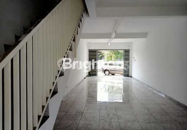 Three-Story Shop House Zero Brigadier General Katamso Main Road, Berbek 2