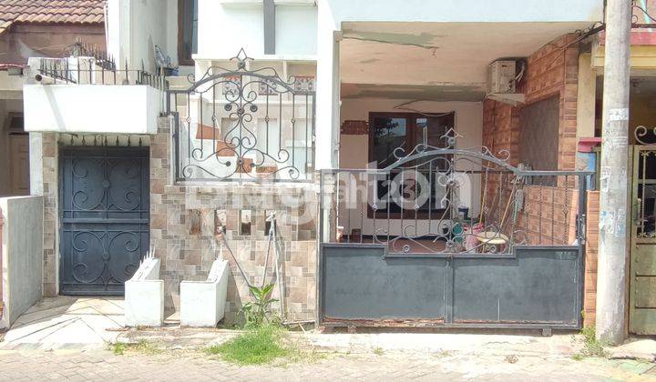 Rumah 2,5 Lantai Gading Fajar 1 dekat Jenggolo, pusat Kota Sidoarjo 1