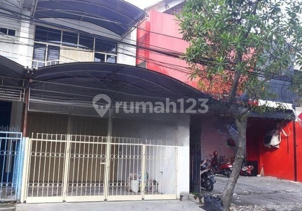 2-Story Ready-to-Use Shop House on Mulyosari Main Road