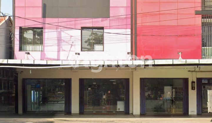 3 Shophouses in a Row Become 1 Zero Sukomanunggal Main Road 1