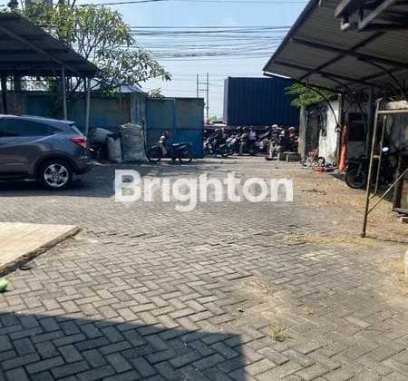 Warehouse Zero Waru Main Road General S. Parman Near the Park, Sepanjang