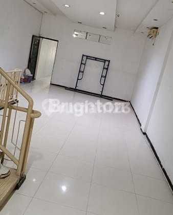 Ready-to-Use 3-Story Shop House in Klampis Jaya