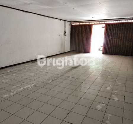 Ready-to-Use 2-Story Shophouse Zero Mulyosari Main Road