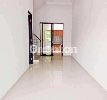 New 2-Storey House in Mulyosari Prima Utara, Close to Sutorejo, Kenjeran, Pakuwon City, Babatan Pantai, Gading Pantai, Pantai Mentari 2