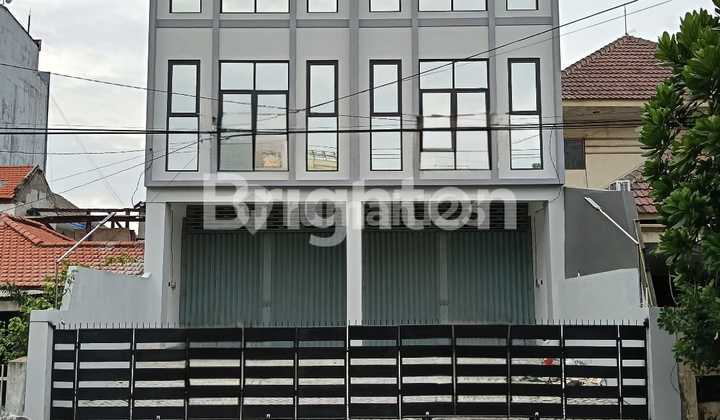 2 Rows of New 3-Storey Shop Houses, Brand New, Pucang Anom