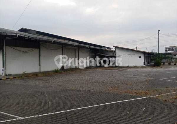 Gudang Berbek Rungkut Industrial Area