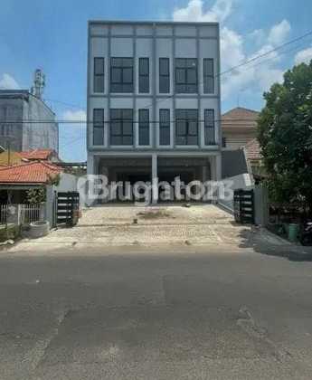 2 Rows of New 3-Storey Shop Houses, Brand New, Pucang Anom