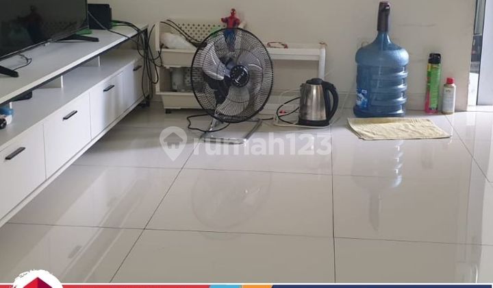 Di jual rumah siap huni letak strategis dan ada kolam renang di METLAND MENTENG Di jual rumah siap huni letak strategis dan ada kolam renang di METLAND MENTENG