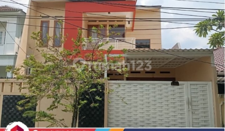 Tinggal Masuk! Rumah Nyaman & Aman di Jl Wijaya Kusuma -Cash Only 2