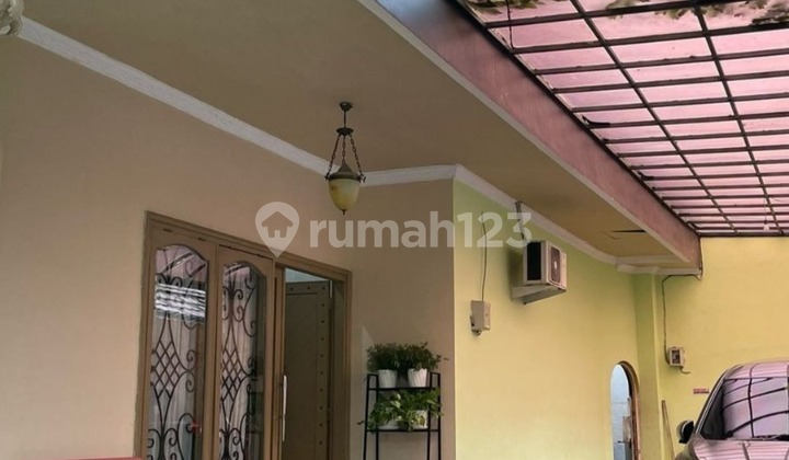 Ready-to-occupy house in Cipinang Melayu, Makasar