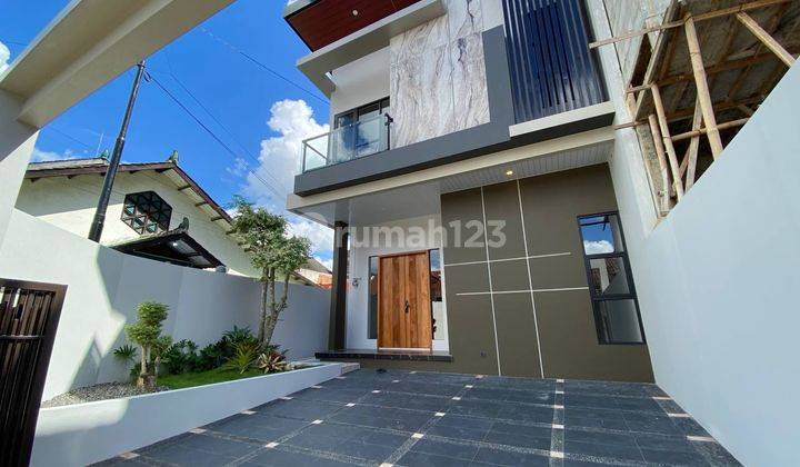 RUMAH MODERN ELEGAN JL KALIURANG KM 8 SLEMAN YOGYAKARTA DEKAT UGM