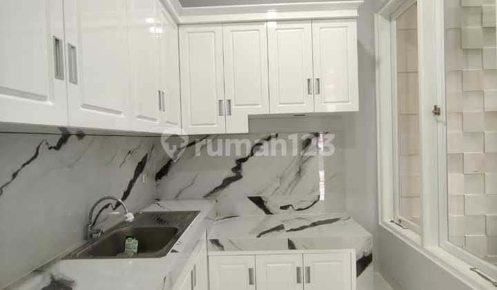 DIJUAL RUMAH Jl. Narada Pondok Bambu 2