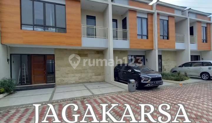 Townhouse Jagakarsa Jalan 2Mobil Bebas Biaya Biaya Jakarta Selatan