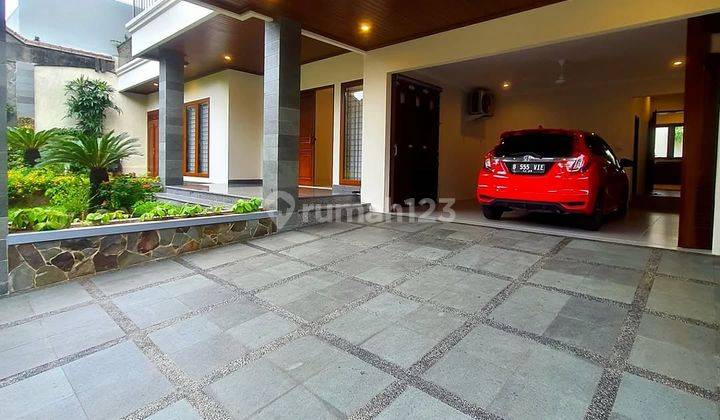 Tropical Modern Towhouse Mewah Elit Strategis Pejaten Jakrata 2