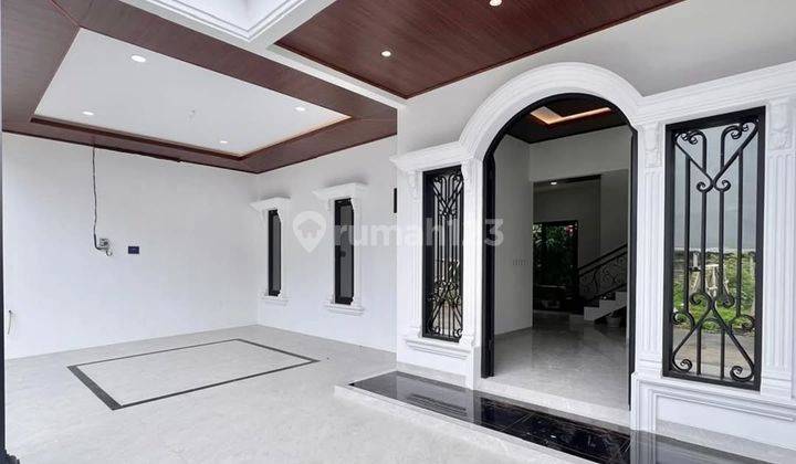 Rumah Bagus Townhouse Langsung Jalan Utama Jakarta Selatan  2