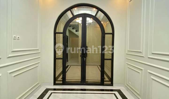 Brand New Desain American Classic Jagakarsa Jakarta Selatan  2