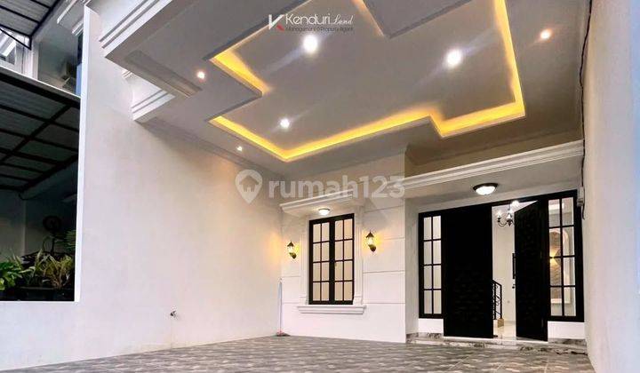 Rumah Modern Classic Strategis Dekat Stasiun Lenteng Agung  2