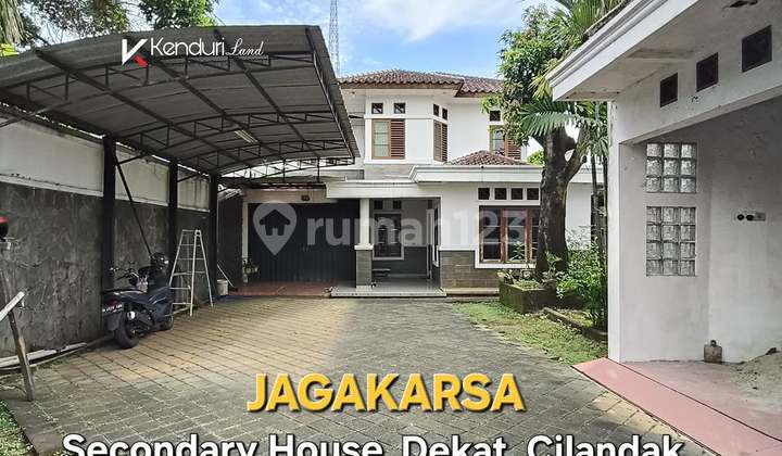 Dijual Rumah Mewah Secondary Tanah Luas Jalan 2 Mobil Jakarta Selatan 