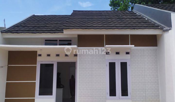 Rumah termurah di akses strategis kota Depok, 5 menit ke stasiun  2