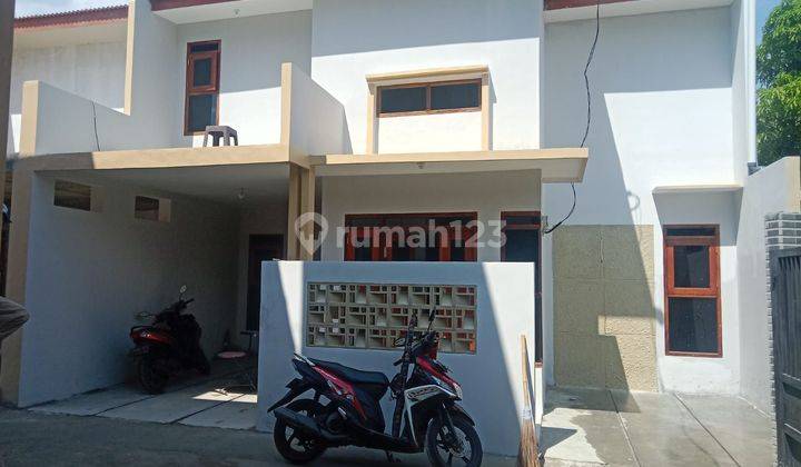 Dijual rumah termurah 2 lantai spesifikasi 3 KT di Depok  1