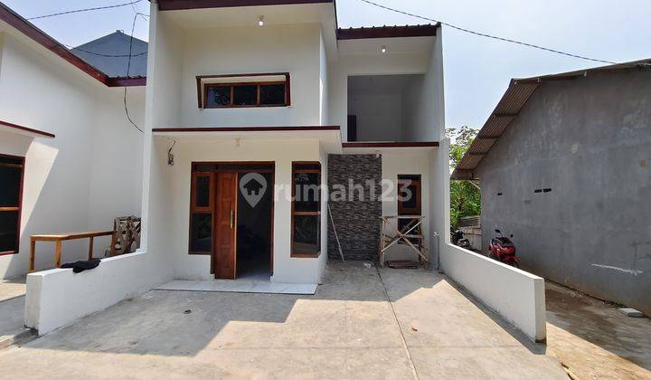 Rumah 2 Lantai Harga 1 Lantai Dekat Stasiun Dan Jalan Tol  2