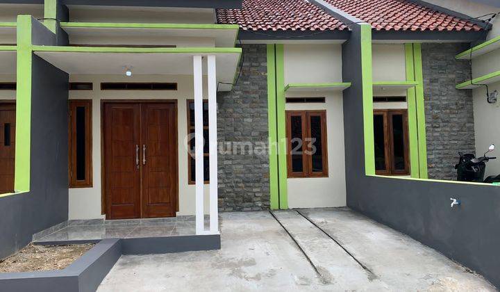 Rumah Dijual 200 Jutaan Siap Huni Dekat Stasiun & Angkutan Umum  1