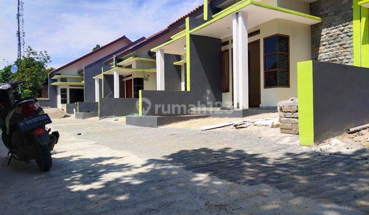 Rumah Dijual 200 Jutaan Siap Huni Dekat Stasiun & Angkutan Umum  2