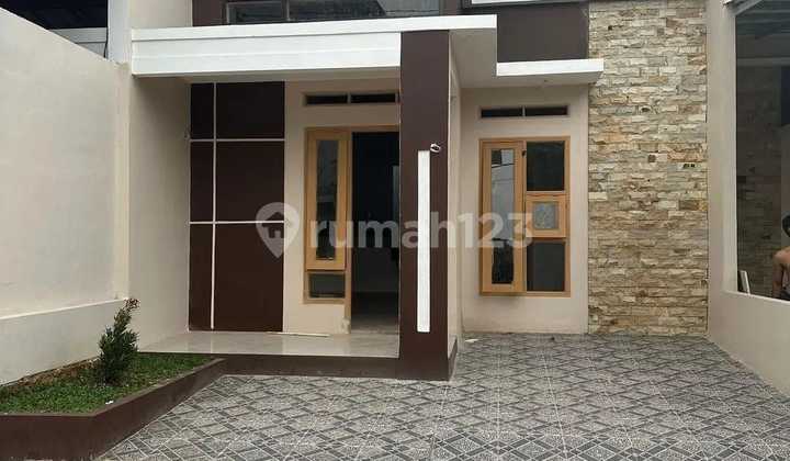 Rumah Cash 1 Lantai Dikota Depok, Dekat ke Fasilitas Umum & Sta Rumah Cash 1 Lantai Dikota Depok, Dekat ke Fasilitas Umum & Sta