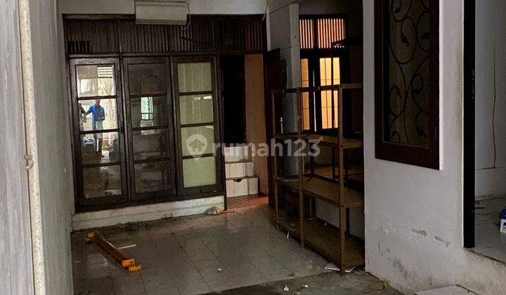 Disewakan Tempat Usaha Di  di Jl. Tanggul Mas Raya, Tanah Mas 2