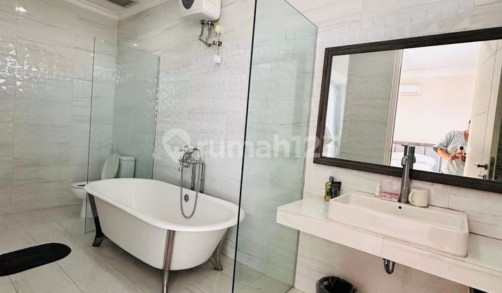 DISEWAKAN RUMAH 2 LT FURNISHED VICTORIA VALLEY CITRALAND BSB CITY 2