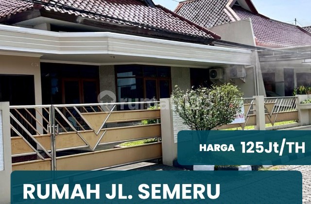 RUMAH SEMI FURNISH CARPORT DAN GARASI LUAS JL SEMERU 1