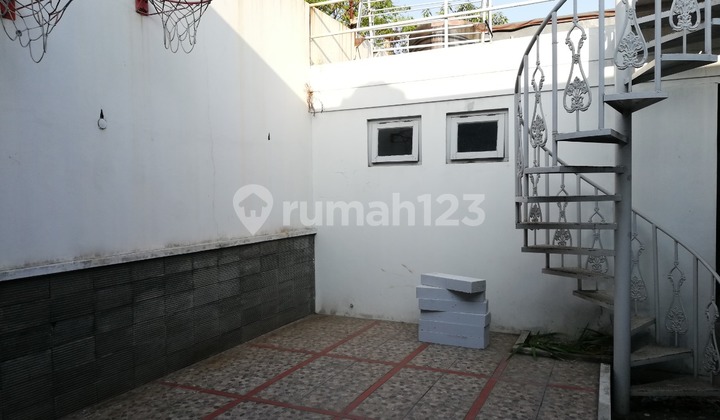 DIJUAL RUMAH SHM PURI ANJASMORO B SEMARANG BARAT 2