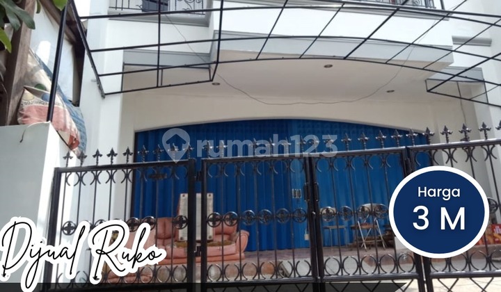 DIJUAL RUKO BAGUS 3 LANTAI ARTERI SOEKARNO HATTA SEMARANG