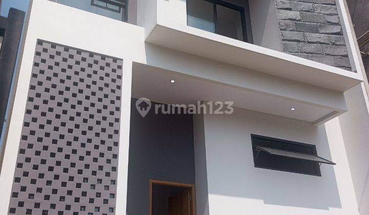 Rumah mewah 2 lantai 10 menit ke Ragunan  1