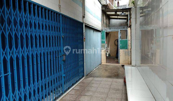 Dijual Rumah 3 Lantai di Jelambar Baru, Jakarta Barat 2